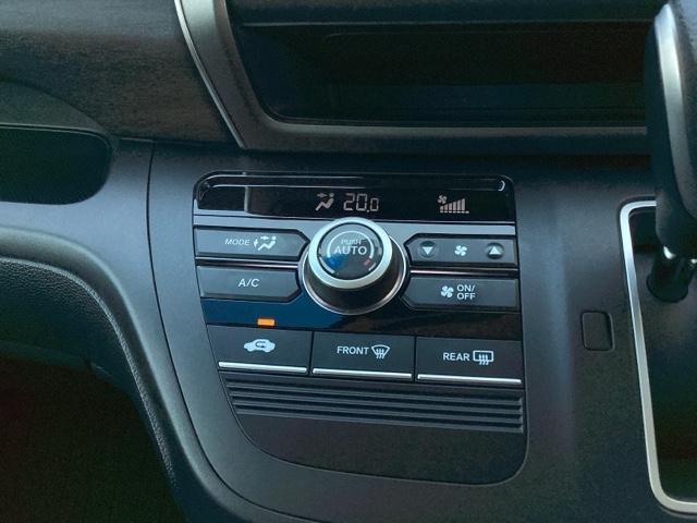 フリード Ｇ・ホンダセンシング　ＥＴＣ／ディスプレイオーディオ／バックモニター　Ｗ電動ドア　キーフリ　スマートキーシステム　ＵＳＢポート　カラーバックモニター　横滑防止装置　ＬＥＤランプ　整備点検記録簿　エアコン　クルコン　ＳＲＳ（18枚目）