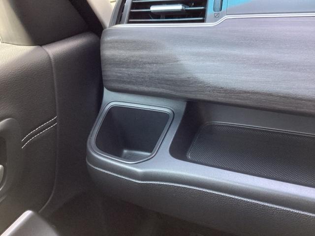 フリード Ｇ・ホンダセンシング　ＥＴＣ／ディスプレイオーディオ／バックモニター　Ｗ電動ドア　キーフリ　スマートキーシステム　ＵＳＢポート　カラーバックモニター　横滑防止装置　ＬＥＤランプ　整備点検記録簿　エアコン　クルコン　ＳＲＳ（27枚目）