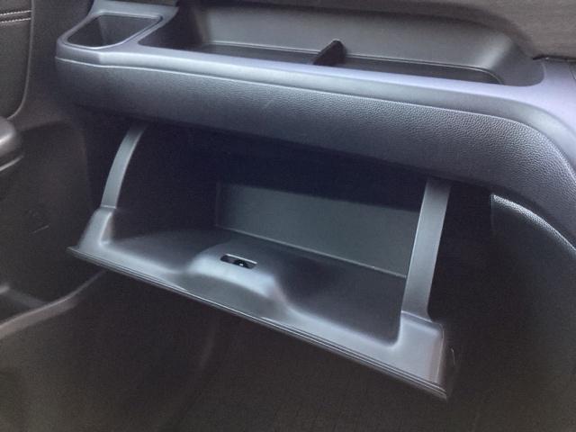 フリード Ｇ・ホンダセンシング　ＥＴＣ／ディスプレイオーディオ／バックモニター　Ｗ電動ドア　キーフリ　スマートキーシステム　ＵＳＢポート　カラーバックモニター　横滑防止装置　ＬＥＤランプ　整備点検記録簿　エアコン　クルコン　ＳＲＳ（40枚目）