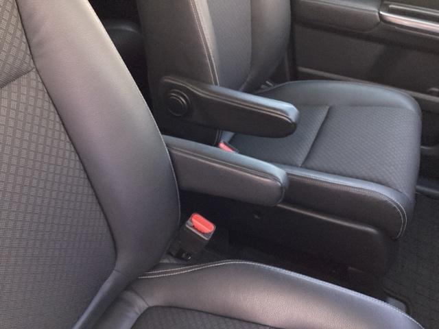 フリード Ｇ・ホンダセンシング　ＥＴＣ／ディスプレイオーディオ／バックモニター　Ｗ電動ドア　キーフリ　スマートキーシステム　ＵＳＢポート　カラーバックモニター　横滑防止装置　ＬＥＤランプ　整備点検記録簿　エアコン　クルコン　ＳＲＳ（42枚目）