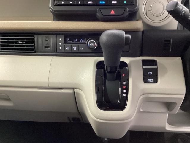 Ｎ－ＢＯＸ ベースグレード　メモリーナビ　リアカメラ　シートヒーター　片側電動スライド　ＥＣＯＮ　Ｓヒーター　ＬＥＤヘットライト　ブレーキサポート　キーフリーシステム　禁煙　盗難防止装置　パワーウインドー　ナビＴＶ　ＵＳＢ（14枚目）