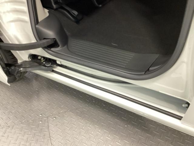 Ｎ－ＢＯＸ ベースグレード　メモリーナビ　リアカメラ　シートヒーター　ＥＣＯＮ　Ｓヒーター　ＬＥＤヘットライト　ブレーキサポート　キーフリーシステム　禁煙　盗難防止装置　パワーウインドー　ナビＴＶ　スマートキーシステム　ＵＳＢ（32枚目）