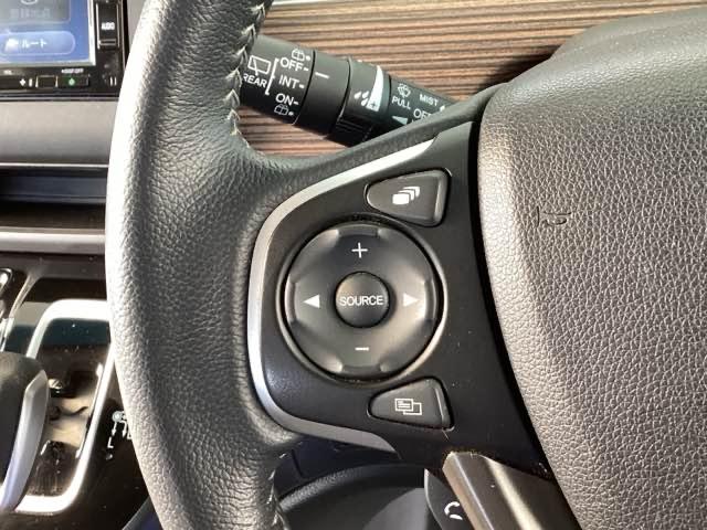 フリード+ハイブリッド ハイブリッド・クロスターホンダセンシング 純正メモリーナビ 両側電動スライドドア Bカメラ LED ETC フルセグTV オートエアコン ウォークスルー クルーズコントロール 横滑り防止装置 USB キーフリー 盗難防止装置 スマートキー(43枚目)