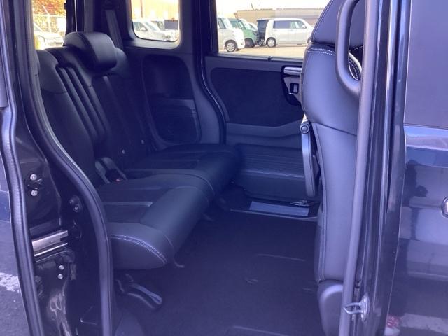 Ｎ－ＢＯＸカスタム Ｇ・Ｌターボホンダセンシング　プラズマクラスター技術搭載フルオート・エアコンディショナー　アレルクリーンプラスシート　Ｂソナー　シートヒータ　ベンチ　横滑り防止システム　整備点検記録簿　Ｗエアバック　サイドエアバック　ターボ車（18枚目）