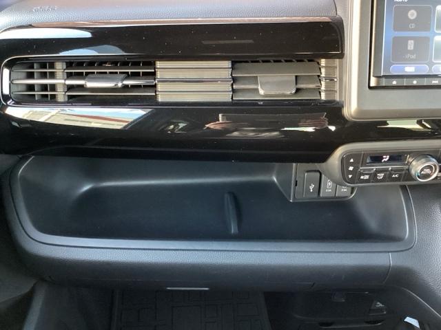 Ｎ－ＢＯＸカスタム Ｇ・Ｌターボホンダセンシング　プラズマクラスター技術搭載フルオート・エアコンディショナー　アレルクリーンプラスシート　Ｂソナー　シートヒータ　ベンチ　横滑り防止システム　整備点検記録簿　Ｗエアバック　サイドエアバック　ターボ車（49枚目）