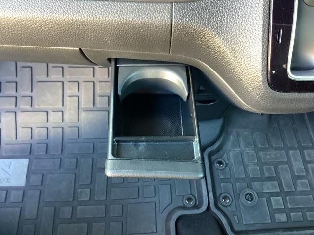 Ｎ－ＢＯＸカスタム Ｇ・Ｌターボホンダセンシング　プラズマクラスター技術搭載フルオート・エアコンディショナー　アレルクリーンプラスシート　Ｂソナー　シートヒータ　ベンチ　横滑り防止システム　整備点検記録簿　Ｗエアバック　サイドエアバック　ターボ車（51枚目）