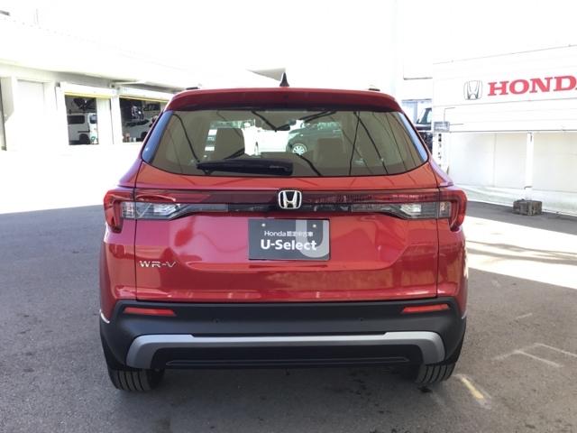 ＷＲ－Ｖ Ｚ＋ブラックスタイル　デモカー　クルコン　ＥＴＣ　前後ドラレコ　キーフリー　サイドエアバック　フルセグテレビ　横滑り防止機能　バックカメラ　禁煙車　ＵＳＢ　ＬＥＤヘッドライト　オートクルーズコントロール　盗難防止システム（8枚目）