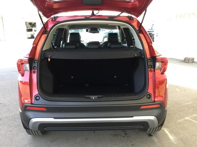 ＷＲ－Ｖ Ｚ＋ブラックスタイル　デモカー　クルコン　ＥＴＣ　前後ドラレコ　キーフリー　サイドエアバック　フルセグテレビ　横滑り防止機能　バックカメラ　禁煙車　ＵＳＢ　ＬＥＤヘッドライト　オートクルーズコントロール　盗難防止システム（9枚目）