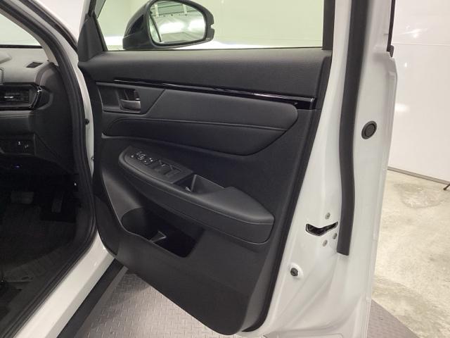 �{�f�B�[��C���e���A�͐��X�^�b�t������䒚�J�ɖ����A�N���[�j���O���Ă��܂�