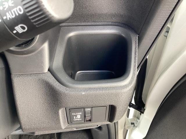 Ｎ－ＢＯＸ ベースグレード　ＨｏｎｄａＣＯＮＮＥＣＴｆｏｒＧａｔｈｅｒｓ＋ナビ装着用スペシャルパッケージ　ＥＣＯＮ　Ｓヒーター　ＬＥＤヘットライト　ワンオーナ　キーフリーシステム　盗難防止装置　パワーウインドー　ナビＴＶ　ＵＳＢ（30枚目）