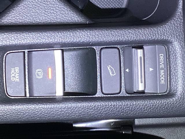 �h���C�u���[�h�X�C�b�`�B�R�̈قȂ���������y���ނ��Ƃ��ł��܂��B