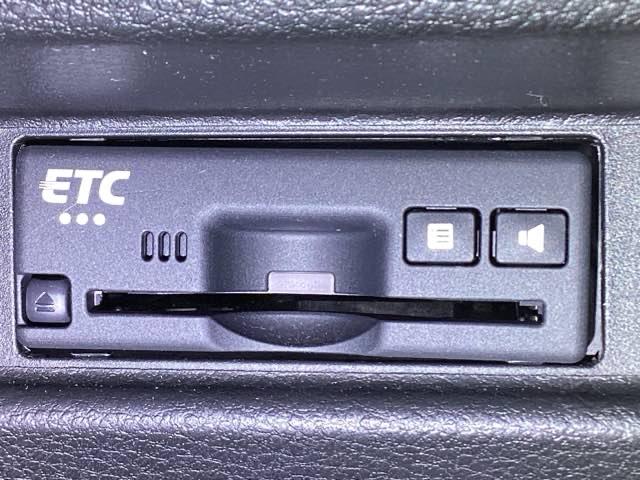 スペーシアギア ハイブリッドＸＺ　両側電動スライドドア　ＥＴＣ　シートヒータ　地デジ　キーフリーシステム　横滑防止装置　オートクルーズ　ＡＡＣ　ＬＥＤライト　Ｗエアバッグ　ナビ＆ＴＶ　パワーウィンドウ　サイドエアバック　ＤＶＤ　ＡＢＳ（15枚目）