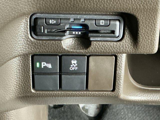 N-BOX L ドラレコ ナビ Rカメラ ブルートゥース バックセンサー 地デジフルセグTV Wエアバッグ 前席シートヒーター USB接続 記録簿付 LED リモコンキー Bカメラ ETC イモビ DVD VSA(15枚目)