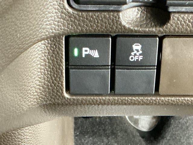 N-BOX L ドラレコ ナビ Rカメラ ブルートゥース バックセンサー 地デジフルセグTV Wエアバッグ 前席シートヒーター USB接続 記録簿付 LED リモコンキー Bカメラ ETC イモビ DVD VSA(23枚目)