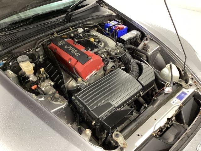 �G���W�����[���̓N���[�j���O�ς݂ł��ꂢ�ɂȂ��Ă���܂��I