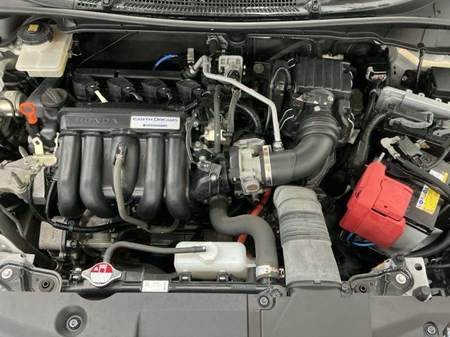 �G���W�����[�������ꂢ�ɃN���[�j���O���Ă��܂��A���ꂢ�ȃG���W�������炱�����J�ȃ����e�i���X���s���͂��܂�