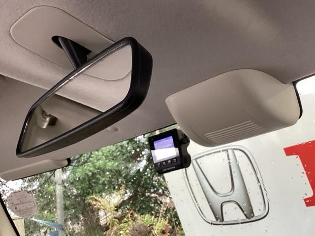 Ｎ－ＢＯＸ Ｇホンダセンシング　純正メモリーナビ　リアカメラ　ＥＴＣ　点検記録簿　ＰＷ　スマートキープッシュスタート　Ｂカメ　両スライドドア　リモコンキー　オートクルーズ　ＡＵＴＯライト　Ｗエアバック　セキュリティアラーム　横滑防止（46枚目）