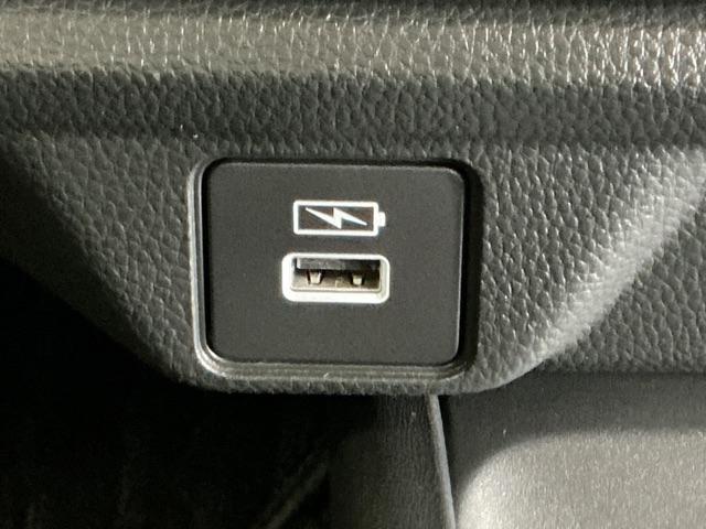 �Q�D�T�A���y�A�}���t�r�a�`���[�W���[���ځB�X�}�[�g�t�H���Ȃǂ̏[�d�ɂƂ��Ă��֗��ł�