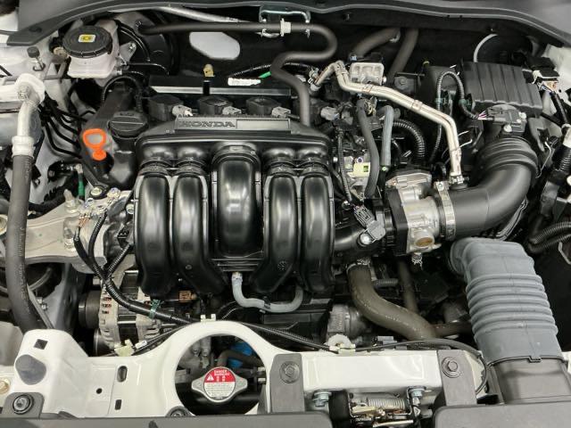 �G���W�����[�������ꂢ�ɃN���[�j���O���Ă��܂��A���ꂢ�ȃG���W�������炱�����J�ȃ����e�i���X���s���͂��܂�