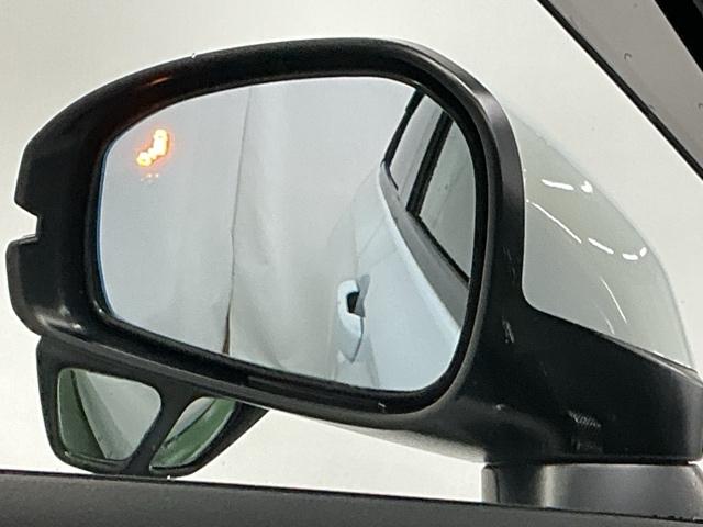 ヴェゼル ｅ：ＨＥＶＺ　ドラレコ　ナビ　Ｒカメラ　ブルートゥース　Ｓヒータ　地デジフルセグＴＶ　定期点検記録簿　電動テールゲート　サイドエアバッグ　後カメラ　前後障害物センサー　横滑防止装置　エアコン　ＬＥＤヘットライト（23枚目）