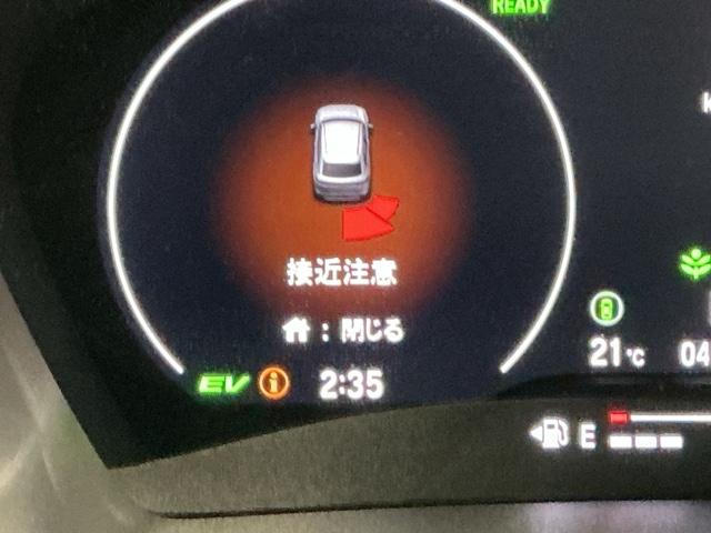 ヴェゼル ｅ：ＨＥＶＺ　ドラレコ　ナビ　Ｒカメラ　ブルートゥース　Ｓヒータ　地デジフルセグＴＶ　定期点検記録簿　電動テールゲート　サイドエアバッグ　後カメラ　前後障害物センサー　横滑防止装置　エアコン　ＬＥＤヘットライト（25枚目）