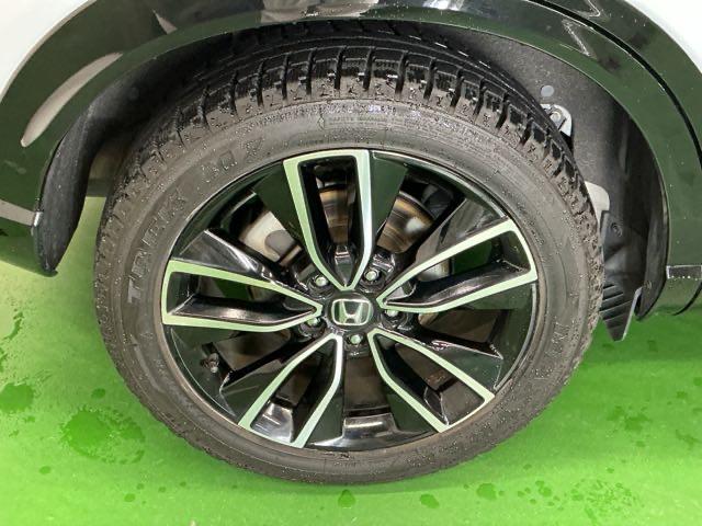 ヴェゼル ｅ：ＨＥＶＺ　ドラレコ　ナビ　Ｒカメラ　ブルートゥース　Ｓヒータ　地デジフルセグＴＶ　定期点検記録簿　電動テールゲート　サイドエアバッグ　後カメラ　前後障害物センサー　横滑防止装置　エアコン　ＬＥＤヘットライト（35枚目）