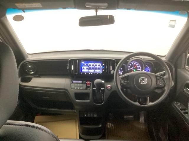 Ｎ－ＯＮＥ プレミアム　リアカメラ　ＥＴＣ　メモリーナビ　スマートキー＆プッシュスタート　Ｂカメ　クルーズコントロール　記録簿　地デジ　ＤＶＤ再生機能　ＥＳＣ　キーレスエントリー　運転席エアバッグ　アイドルストップ　ＡＢＳ（2枚目）