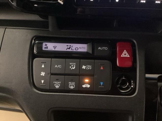 Ｎ－ＯＮＥ プレミアム　リアカメラ　ＥＴＣ　メモリーナビ　スマートキー＆プッシュスタート　Ｂカメ　クルーズコントロール　記録簿　地デジ　ＤＶＤ再生機能　ＥＳＣ　キーレスエントリー　運転席エアバッグ　アイドルストップ　ＡＢＳ（18枚目）