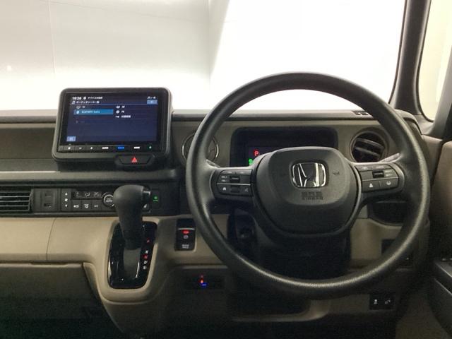Ｎ－ＢＯＸジョイ ベースグレード　禁煙車　メモリーナビ　ＥＴＣ　リアカメラ　ＥＣＯＮ　パワーウインドウ　追突軽減ブレーキ　サイドエアバッグ　エアバッグ　ＵＳＢ　ナビＴＶ　盗難防止装置　ベンチシート　キーレス　ＡＡＣ　ＶＳＡ　クルコン（3枚目）
