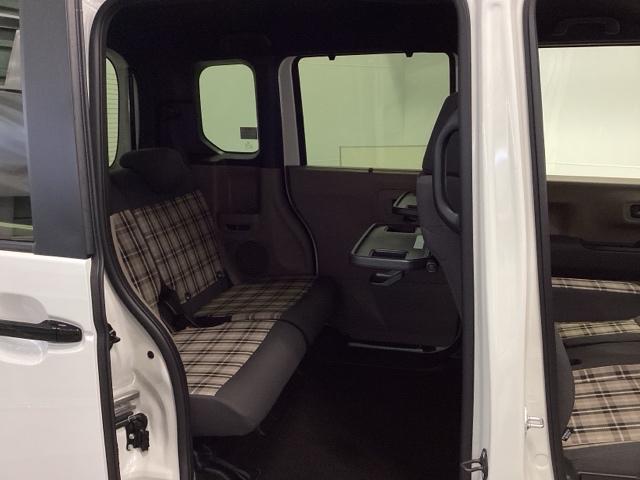 Ｎ－ＢＯＸジョイ ベースグレード　禁煙車　メモリーナビ　ＥＴＣ　リアカメラ　ＥＣＯＮ　パワーウインドウ　追突軽減ブレーキ　サイドエアバッグ　エアバッグ　ＵＳＢ　ナビＴＶ　盗難防止装置　ベンチシート　キーレス　ＡＡＣ　ＶＳＡ　クルコン（17枚目）