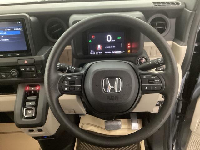 ��ɂȂ��ފ��o�̃X�e�A�����O�ł��B�����S�n�A�f�U�C�����A���쐫�ɂ���������A�C�e���ł��B