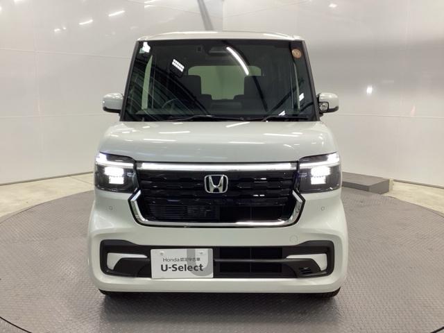 Ｎ－ＢＯＸカスタム ターボ　両側電動スライドドア　リアカメラ　ＥＴＣ　盗難防止システム　スマートキープッシュスタート　ブレーキサポート　サイドエアバック　パワーステアリング　パーキングセンサー　横滑防止　エアコン　オートクルーズ（6枚目）