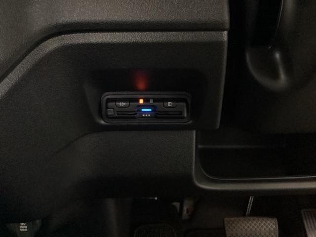 Ｎ－ＢＯＸカスタム ターボ　両側電動スライドドア　リアカメラ　ＥＴＣ　盗難防止システム　スマートキープッシュスタート　ブレーキサポート　サイドエアバック　パワーステアリング　パーキングセンサー　横滑防止　エアコン　オートクルーズ（14枚目）