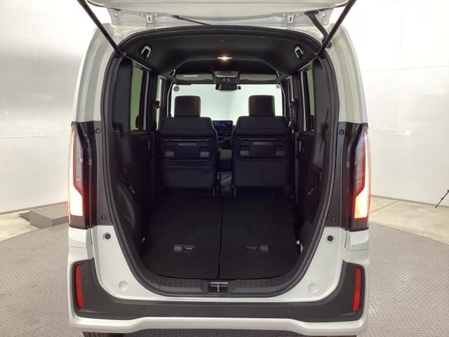 Ｎ－ＢＯＸカスタム ターボ　両側電動スライドドア　リアカメラ　ＥＴＣ　盗難防止システム　スマートキープッシュスタート　ブレーキサポート　サイドエアバック　パワーステアリング　パーキングセンサー　横滑防止　エアコン　オートクルーズ（23枚目）