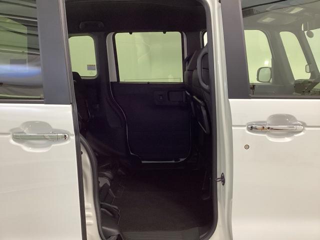 Ｎ－ＢＯＸカスタム ターボ　両側電動スライドドア　リアカメラ　ＥＴＣ　盗難防止システム　スマートキープッシュスタート　ブレーキサポート　サイドエアバック　パワーステアリング　パーキングセンサー　横滑防止　エアコン　オートクルーズ（26枚目）
