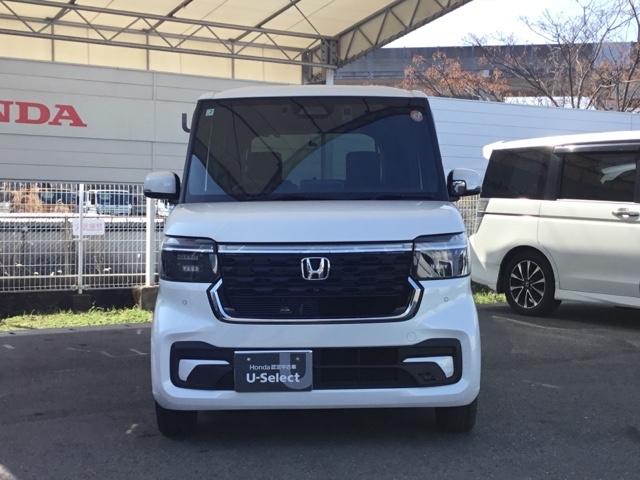 Ｎ－ＢＯＸカスタム ベースグレード　デモカー　純正ナビ　ＥＴＣ　前後ドラレコ　ベンチシ－ト　アクティブクルーズ　禁煙　フルセグ対応　前席シートヒーター　イモビライザー　ＵＳＢ　運転席エアバッグ　スマートキー＆プッシュスタート　Ｂモニター（6枚目）