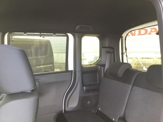 Ｎ－ＢＯＸカスタム ベースグレード　デモカー　純正ナビ　ＥＴＣ　前後ドラレコ　ベンチシ－ト　アクティブクルーズ　禁煙　フルセグ対応　前席シートヒーター　イモビライザー　ＵＳＢ　運転席エアバッグ　スマートキー＆プッシュスタート　Ｂモニター（12枚目）