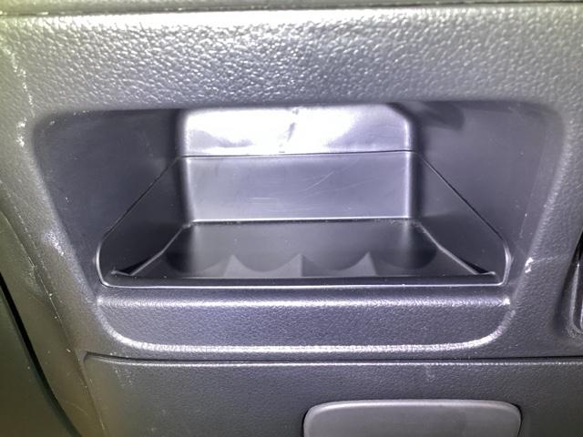 N-BOXカスタム G・Lパッケージ オーディオレス 片側電動スライドドア エコモード 両側スライド片側電動 セキュリティー PW 横滑り防止装置付き エアバック ベンチ席 スマキー キーレスエントリー フルオートエアコン ABS(37枚目)