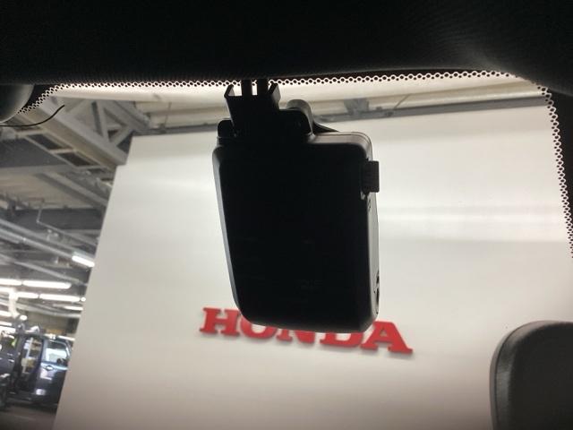 ���S�̃h���C�u���T�|�[�g����y�h�����R�z��؂ȏu�Ԃ���������L�^���A������̎��ɂ������鑕���ł��B