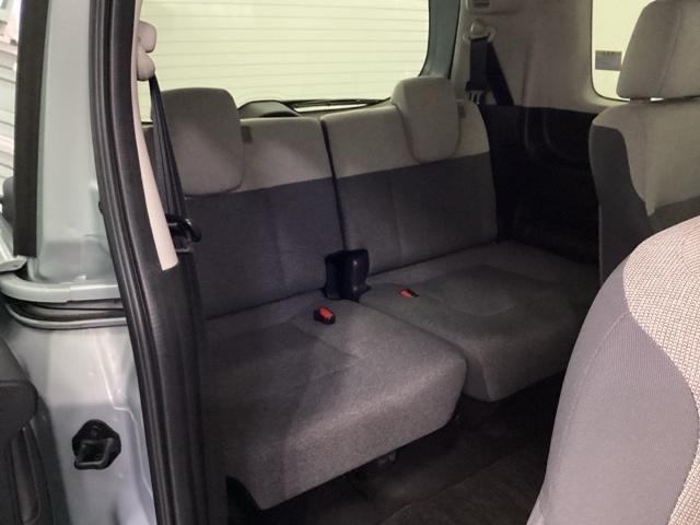 �P��ڂ���R��ڂ܂ōL�X���Ԃł��B�R��ڃV�[�g�͉ו�����������s�v�Ȏ��̓A�����W���ĉ׎��Ƃ��Ďg�p���邱�Ƃ��\�ŕ֗��Ɏg���܂��B