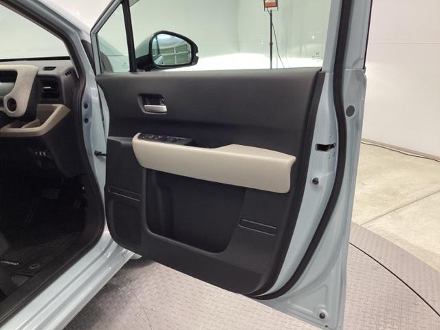 �{�f�B�[��C���e���A�͐��X�^�b�t������䒚�J�ɖ����A�N���[�j���O���Ă��܂�