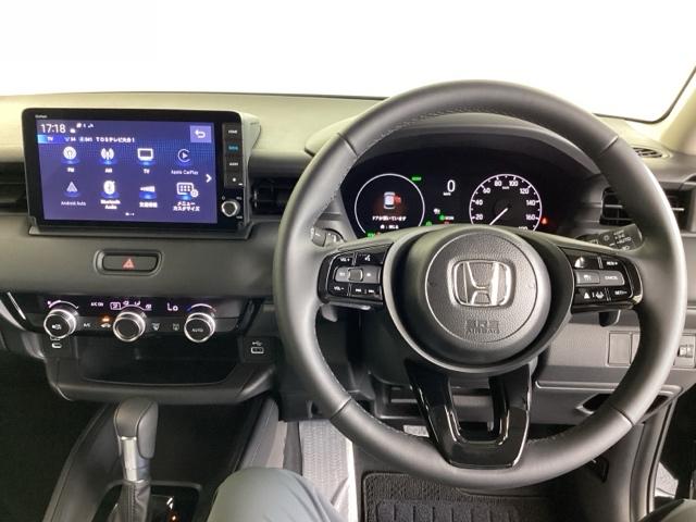 ｅ：ＨＥＶＸ　試乗車／ＥＴＣ／純正ナビ／バックモニター／ホンダセンシング　ｂｌｕｅｔｏｏｔｈ　Ｂカメラ　ワンオナ　追従クルコン　イモビ　パワーウィンドウ　キーレスエントリー　ＴＶナビ　スマートキ－　ＥＳＣ　地デジ（画像11）