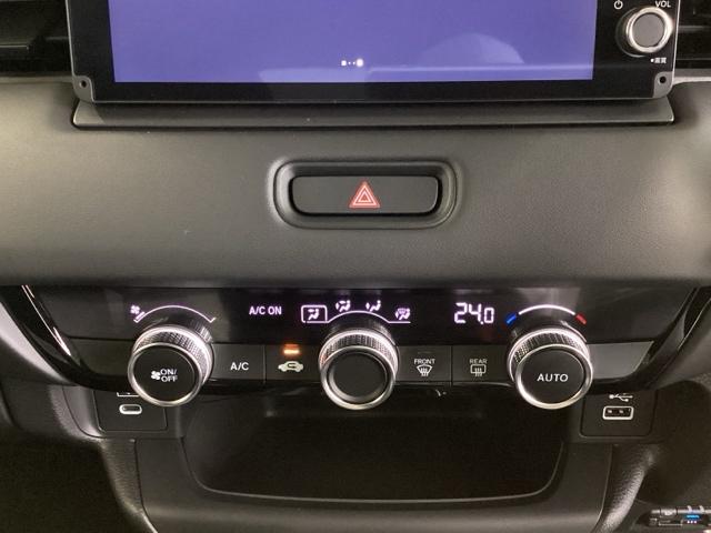 ｅ：ＨＥＶＸ　試乗車／ＥＴＣ／純正ナビ／バックモニター／ホンダセンシング　ｂｌｕｅｔｏｏｔｈ　Ｂカメラ　ワンオナ　追従クルコン　イモビ　パワーウィンドウ　キーレスエントリー　ＴＶナビ　スマートキ－　ＥＳＣ　地デジ（画像17）