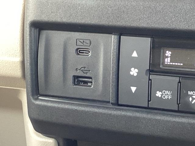 ｅ：ファン　試乗車　純正ナビ　フルセグ　ＥＴＣ　運転席シートヒーター　サイドカーテンエアバック　地デジチューナー　電動格納ミラー　整備記録簿　インテリキー　デモカーＵＰ　ＵＳＢ　エアコン　両側スライドドア　ＥＳＣ（画像19）