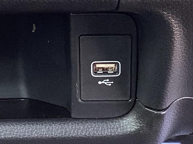 Ｘ　試乗車　純正ナビ　フルセグ　ＥＴＣ　バックモニター　ＡＣ　レーダークルーズコントロール　サイドエアバック　ＬＥＤヘッドランプ　Ｂｌｕｅｔｏｏｔｈオーディオ　横滑り防止装置　衝突被害軽減ブレーキ　ＡＢＳ（画像20）