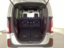 シートを倒せばラゲッジスペースも広々。BBQやゴルフなど様々な用途で活躍します。アクティブに動かれるお客様には強い味方です!