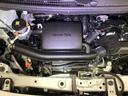 エンジンルームもしっかり洗浄していますので、覗いてみてください。
