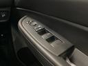 Ｚ＋ブラックスタイル　ＨｏｎｄａＣＯＮＮＥＣＴ対応純正メモリーナビ　キーフリー　サイドエアバック　フルセグテレビ　横滑り防止機能　バックカメラ　ＵＳＢ　ＬＥＤヘッドライト　オートクルーズコントロール　盗難防止システム（31枚目）