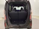 大口なテールゲートです。幅広、低い床面で大きな荷物の出し入れが簡単になります。