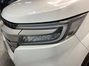 【オートライト（ＡＵＴＯ）】外の明るさをシステムが感知して、自動でヘッドライトが点灯します！ヘッドライトをつけ忘れを防ぐ便利機能です
